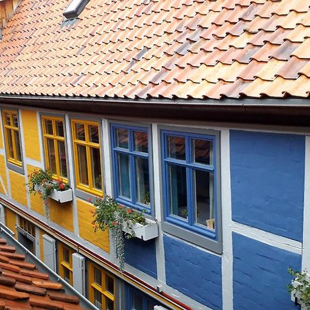 Fachwerkhotel - Ferienhaeuser Vorhof Zur Hoelle เควดลินบวร์ก ภายนอก รูปภาพ