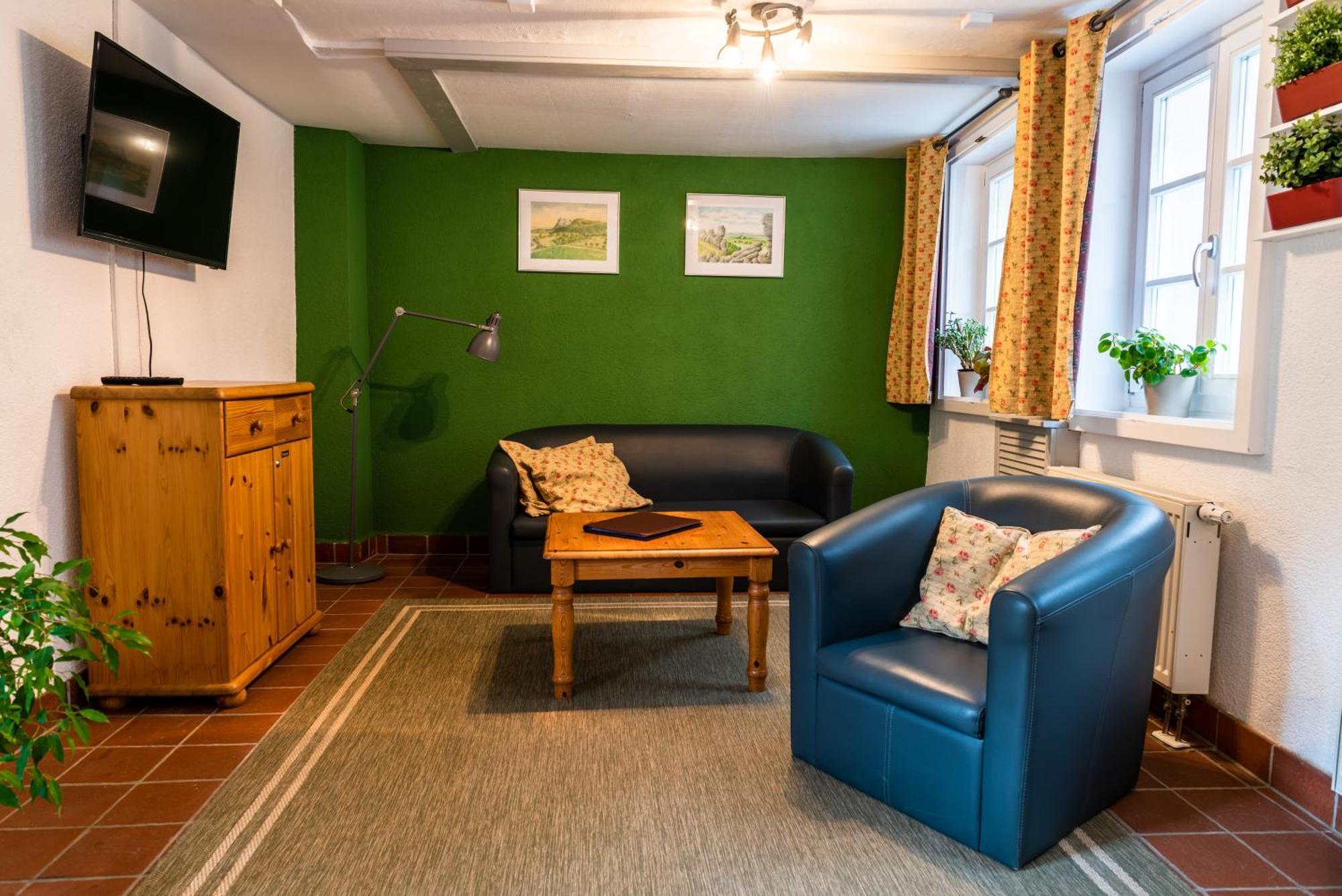 Fachwerkhotel - Ferienhaeuser Vorhof Zur Hoelle เควดลินบวร์ก ภายนอก รูปภาพ