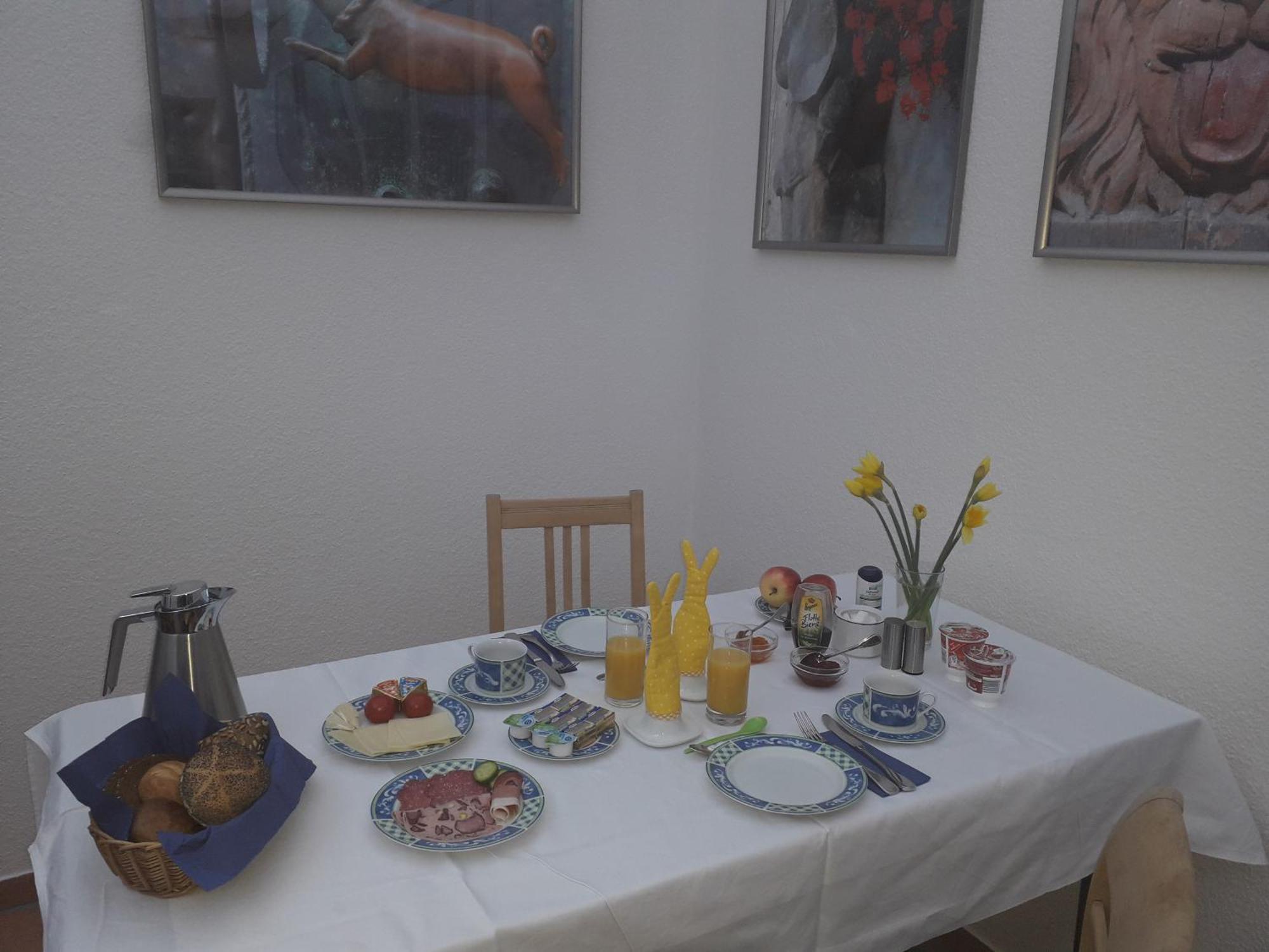 Fachwerkhotel - Ferienhaeuser Vorhof Zur Hoelle เควดลินบวร์ก ภายนอก รูปภาพ